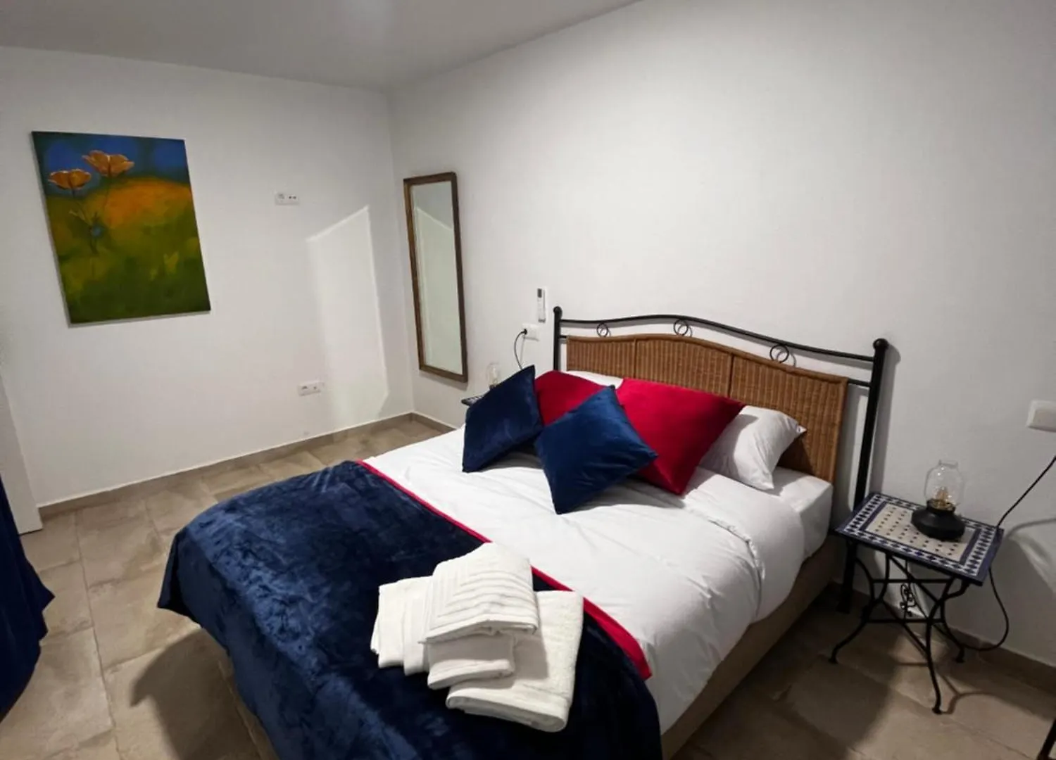 Shanti'S Andalusian Rooms Malaga Spain